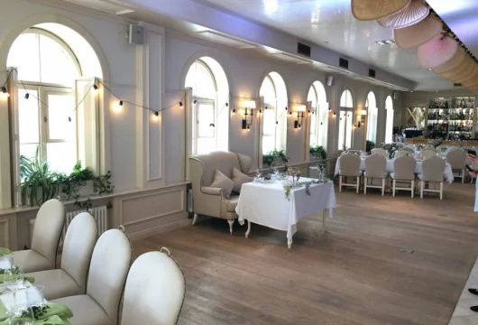 ресторан белый фото 7 - italyrestoran.ru