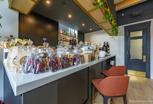 ресторан pazza pizza фото 11 - italyrestoran.ru